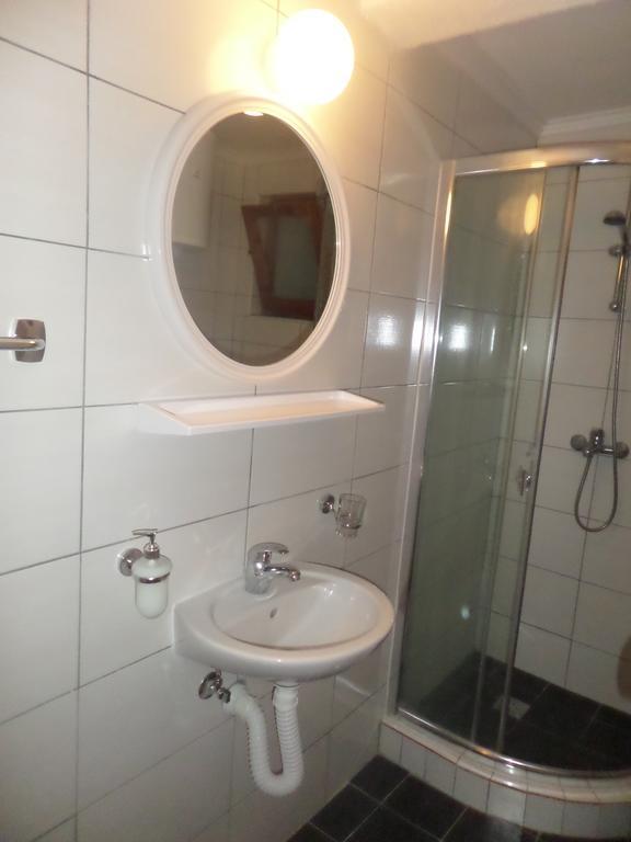 Guesthouse Titi Mostar Eksteriør billede